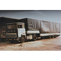 WHT Ford Transcontinental & Curtainside Trailer